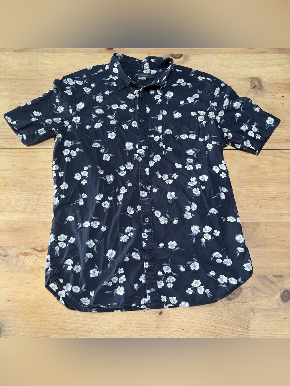 French Connection Black Short-Sleeve Floral Button-Up Shirt